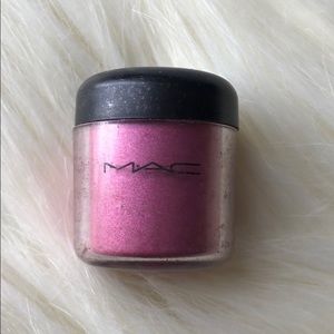 Brand new MAC pigment in fuchsia